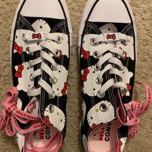 Hello Kitty Converse Sneakers NEW with Box